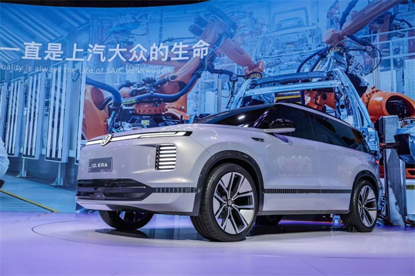 在“主場(chǎng)”，當(dāng)“主角”！上汽集團(tuán)盛裝出席上海車展