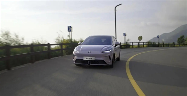上汽七連漲背后，一場(chǎng)關(guān)于中國(guó)汽車變革的深度敘事