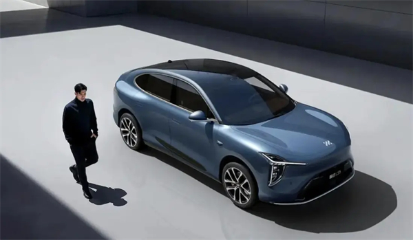 上汽七連漲背后，一場(chǎng)關(guān)于中國(guó)汽車變革的深度敘事