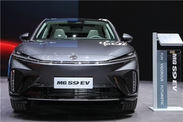 上汽智己L6、MG3 HEV“技術(shù)出?！?中國智造“綻放”2024日內(nèi)瓦車展