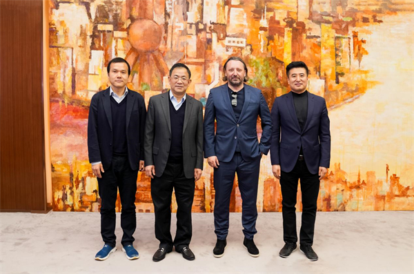 全球著名汽車(chē)設(shè)計(jì)師約瑟夫?卡班加盟上汽設(shè)計(jì)中心