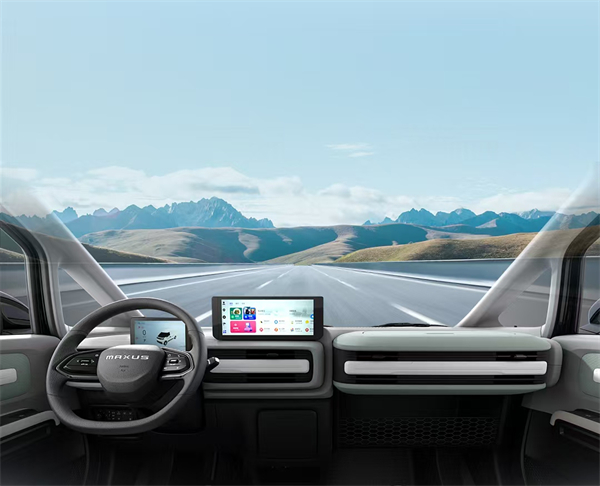 上汽大通MAXUS輕客家族“三電齊發(fā)”，大拿M1攜手2025款新途EV70、新途EV90上市發(fā)布